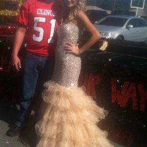 Sherri Hill Prom Dress